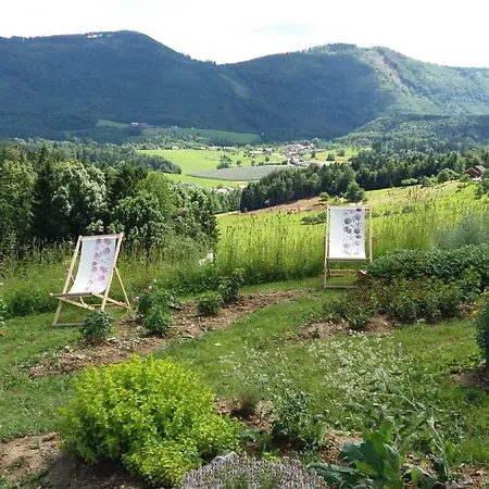 Tourist Farm Urska Alojamento de Turismo Rural